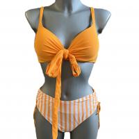 Dvodelni kupaći kostim D143