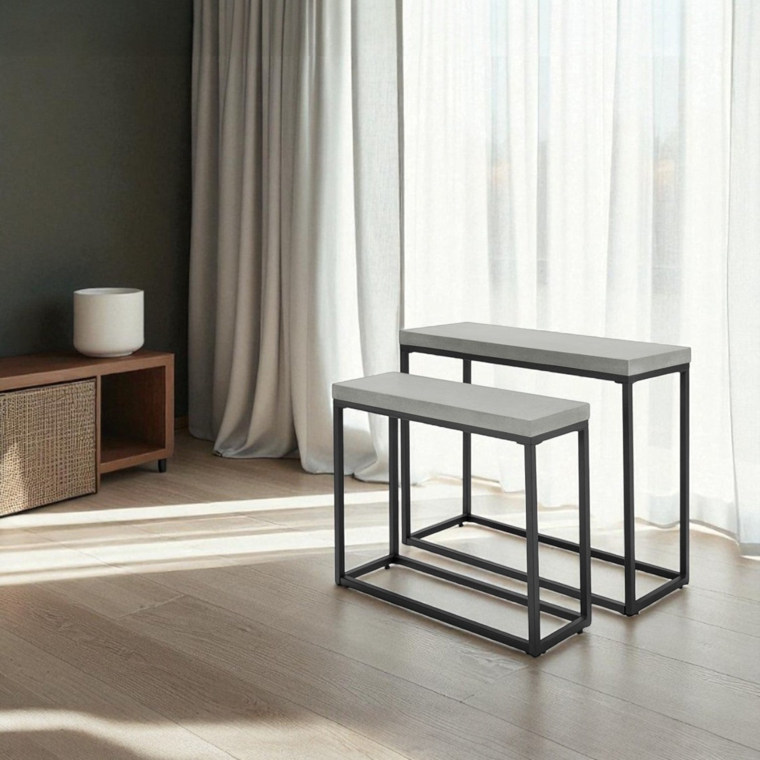 Set od dva mini stola