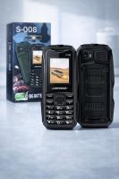 Land Rover s008 mobilni telefon